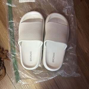 White Cloud Slides